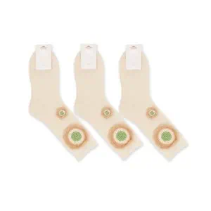 Zelly Crochet Flower Socks, Cream (One Pair)