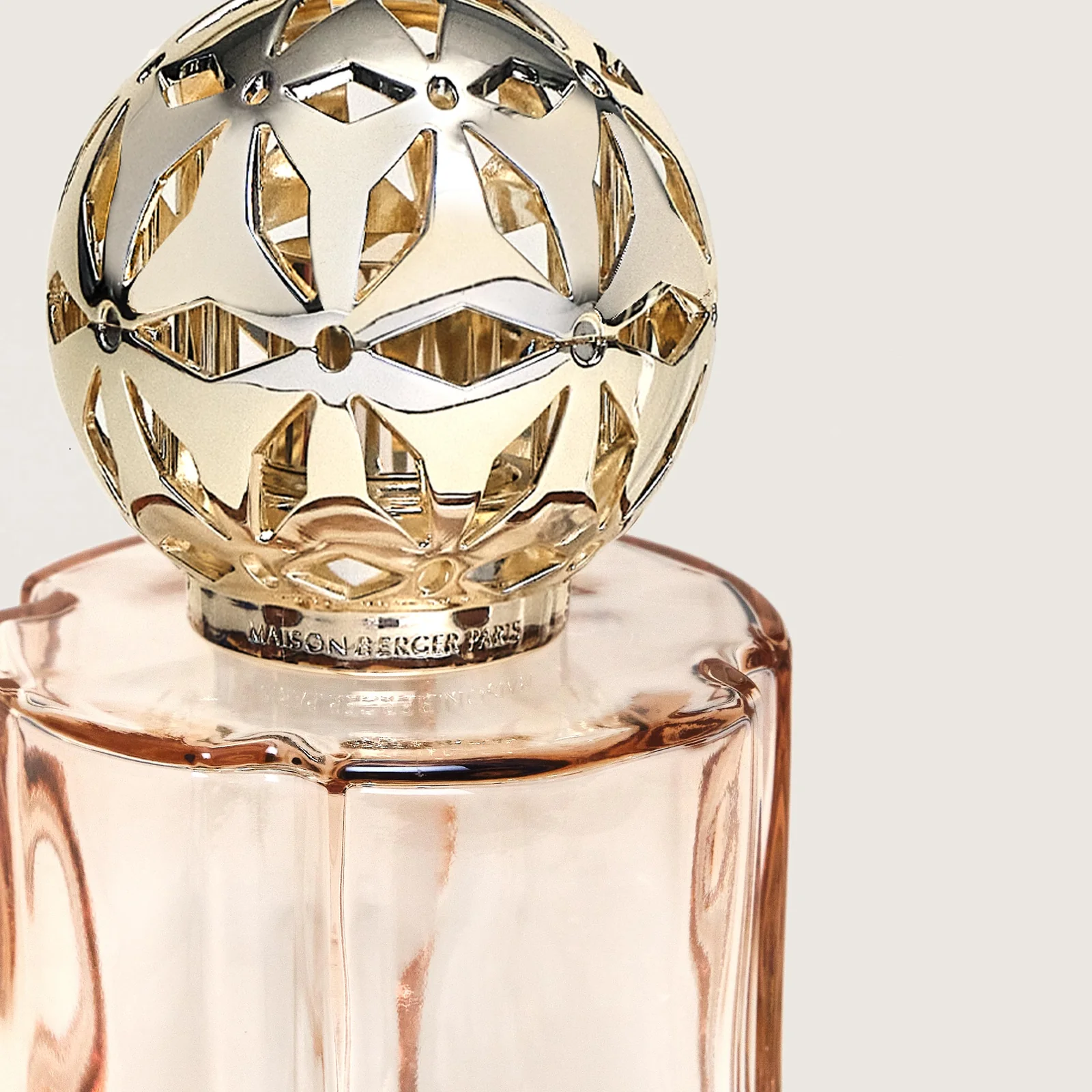 Nude Pomelis Lamp Berger Gift Pack - Jaro Design Studio - 5 Nude Pomelis Lamp Berger Gift Pack - Image 5