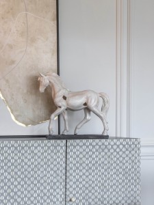 Horse Aged Sculpture - Image 4
