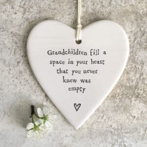 East Of India, Porcelain Round Heart - Grandchildren Fill Space